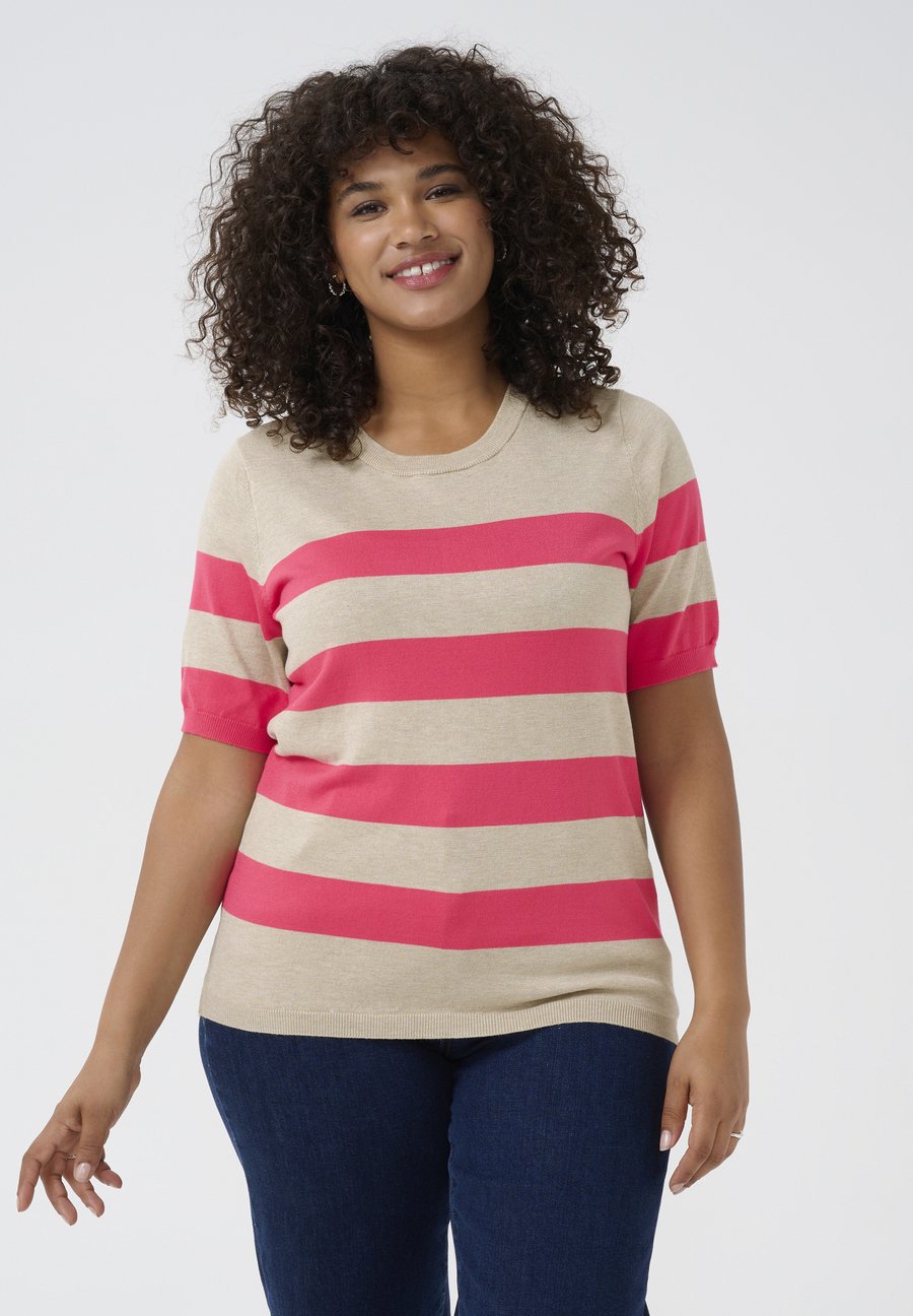 Футболка Kaffe Curve STRIPED, Rasberry Featherg Bold Stripe/Purple, Фиолетовый, Футболка Kaffe Curve STRIPED, Rasberry Featherg Bold Stripe/Purple
Футболка Kaffe Curve STRIPED, Rasberry Featherg Bold Stripe/Purple, Фиолетовый, Футболка Kaffe Curve STRIPED, Rasberry Featherg Bold Stripe/Purple