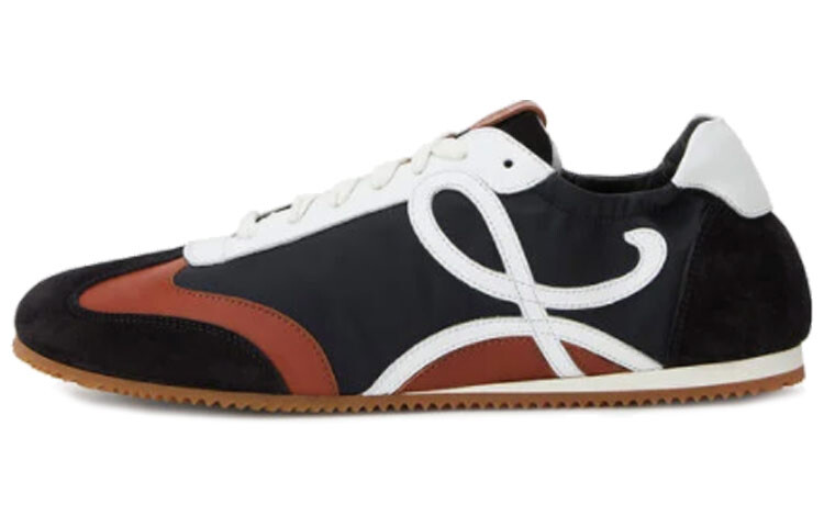 Мужская обувь Loewe Ballet Runner Lifestyle
Мужская обувь Loewe Ballet Runner Lifestyle