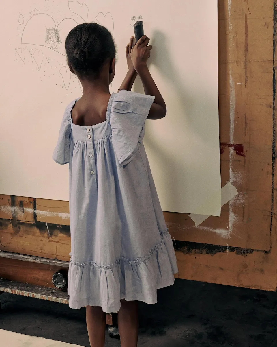 Детское платье из 100% хлопка с рюшами Zippy, светло-голубой
Детское платье из 100% хлопка с рюшами Zippy, светло-голубой