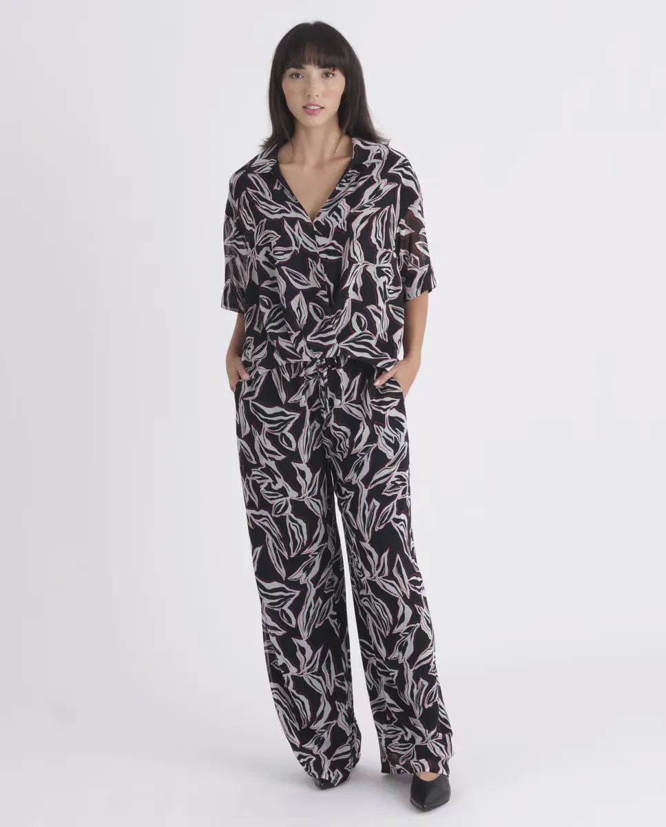 Женская блузка с цветочным принтом Calvin Klein, черный
Женская блузка с цветочным принтом Calvin Klein, черный