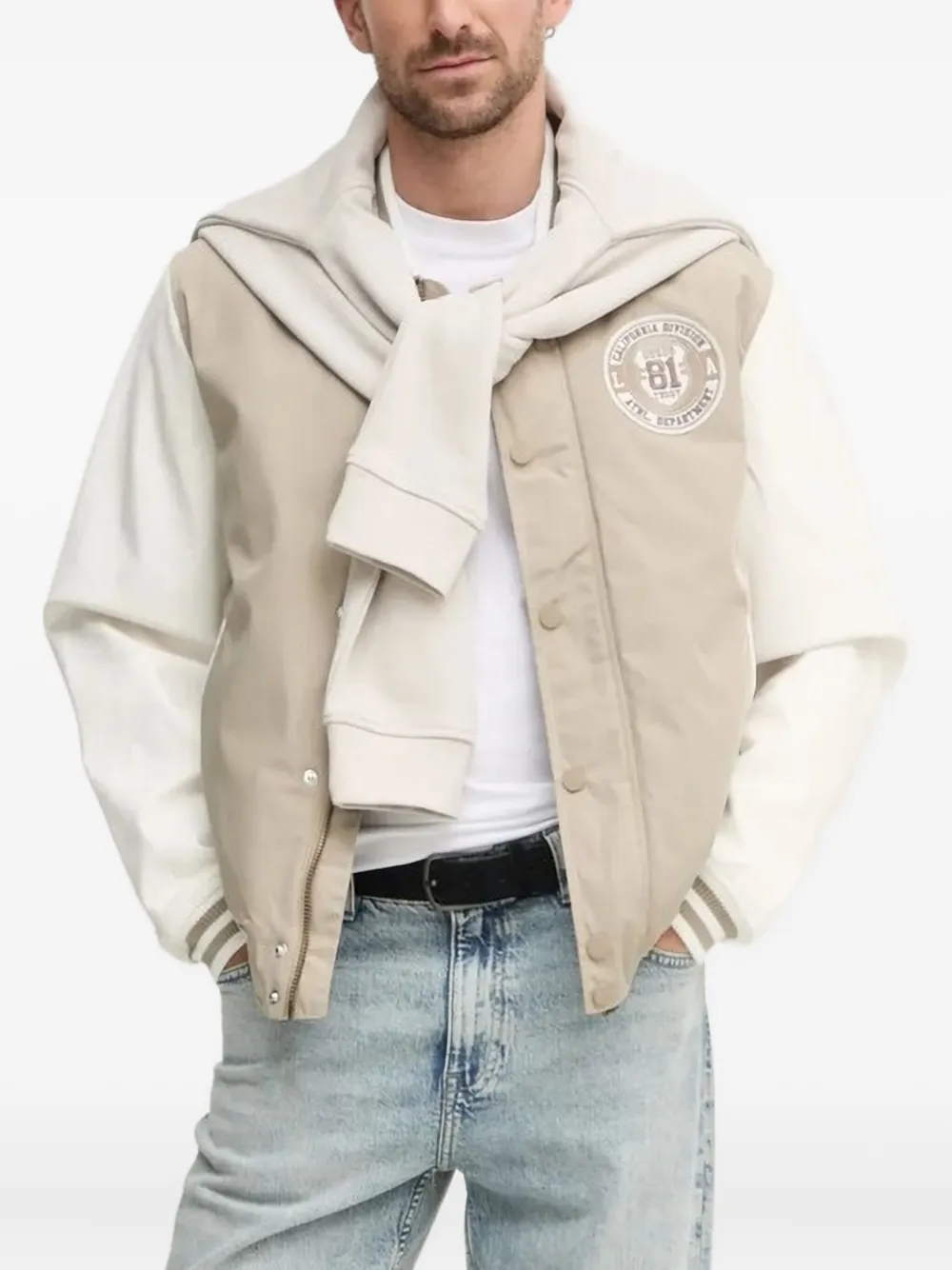 Вышитая куртка в бейсбольном стиле GUESS USA, нейтральный
Вышитая куртка в бейсбольном стиле GUESS USA, нейтральный