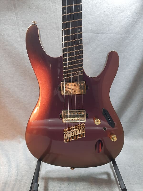 Электрогитара Ibanez SML721-RGC 2023 - Rose Gold Chameleon
Электрогитара Ibanez SML721-RGC 2023 - Rose Gold Chameleon