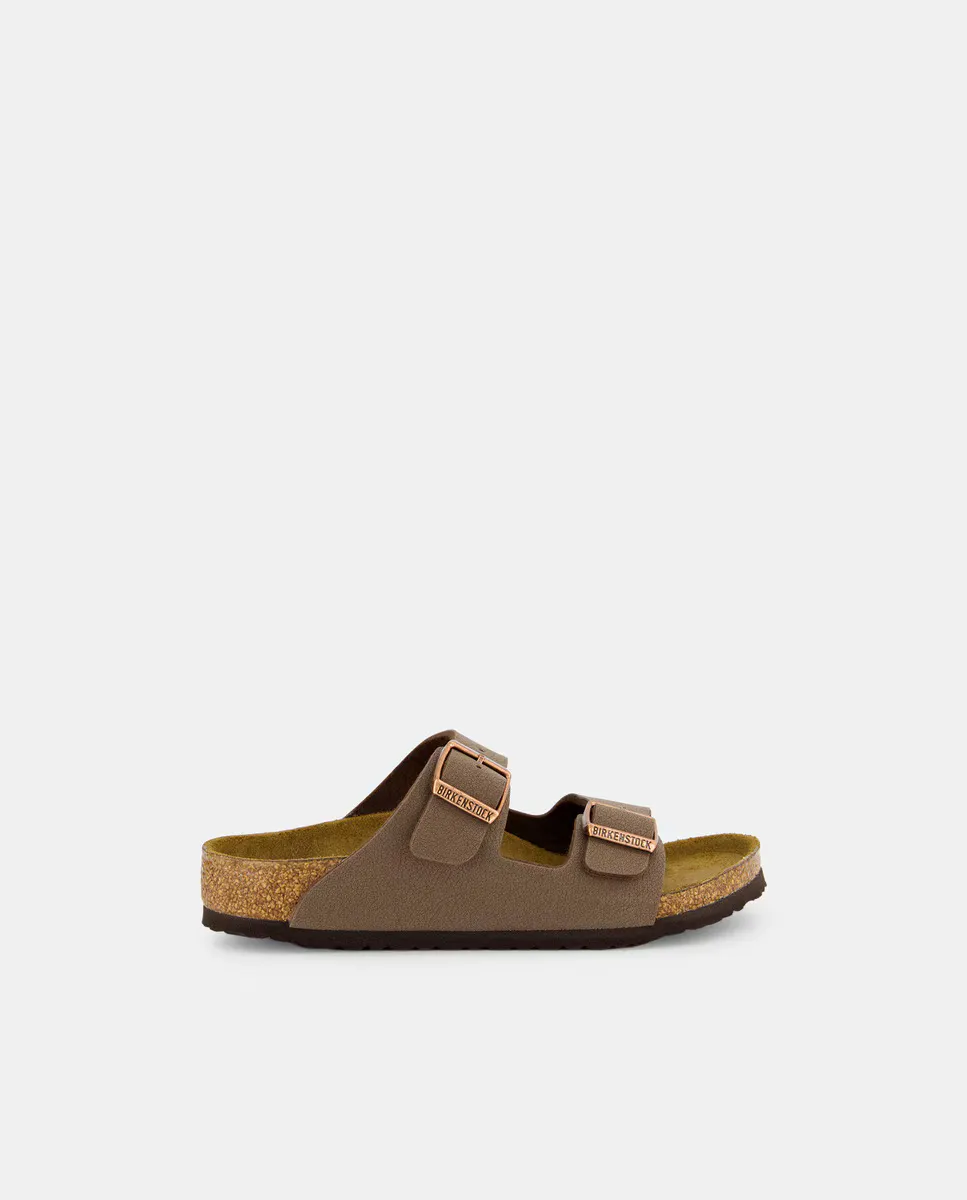 Сандалии для мальчиков Arizona open из синтетической кожи Birkenstock, коричневый
Сандалии для мальчиков Arizona open из синтетической кожи Birkenstock, коричневый