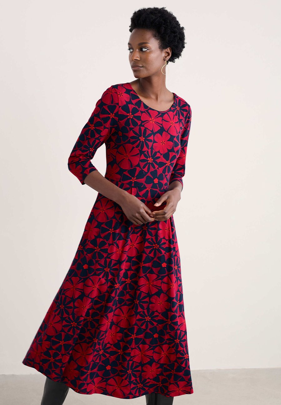 Платье Seasalt Cornwall VERONICA, Red - Handicraft Flowers Jam/Red
Платье Seasalt Cornwall VERONICA, Red - Handicraft Flowers Jam/Red