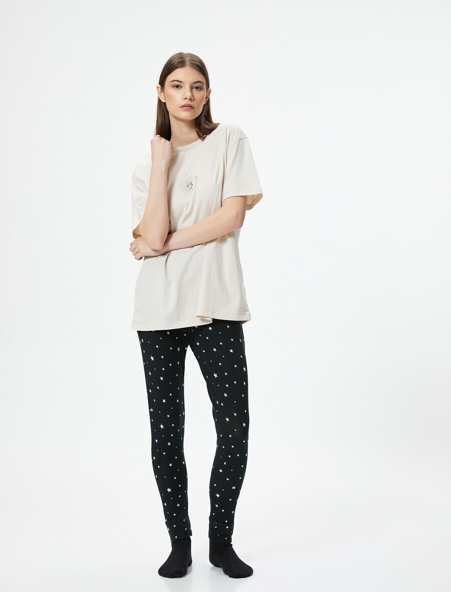 Пижама Koton, цвет Anthracite/Greige
Пижама Koton, цвет Anthracite/Greige