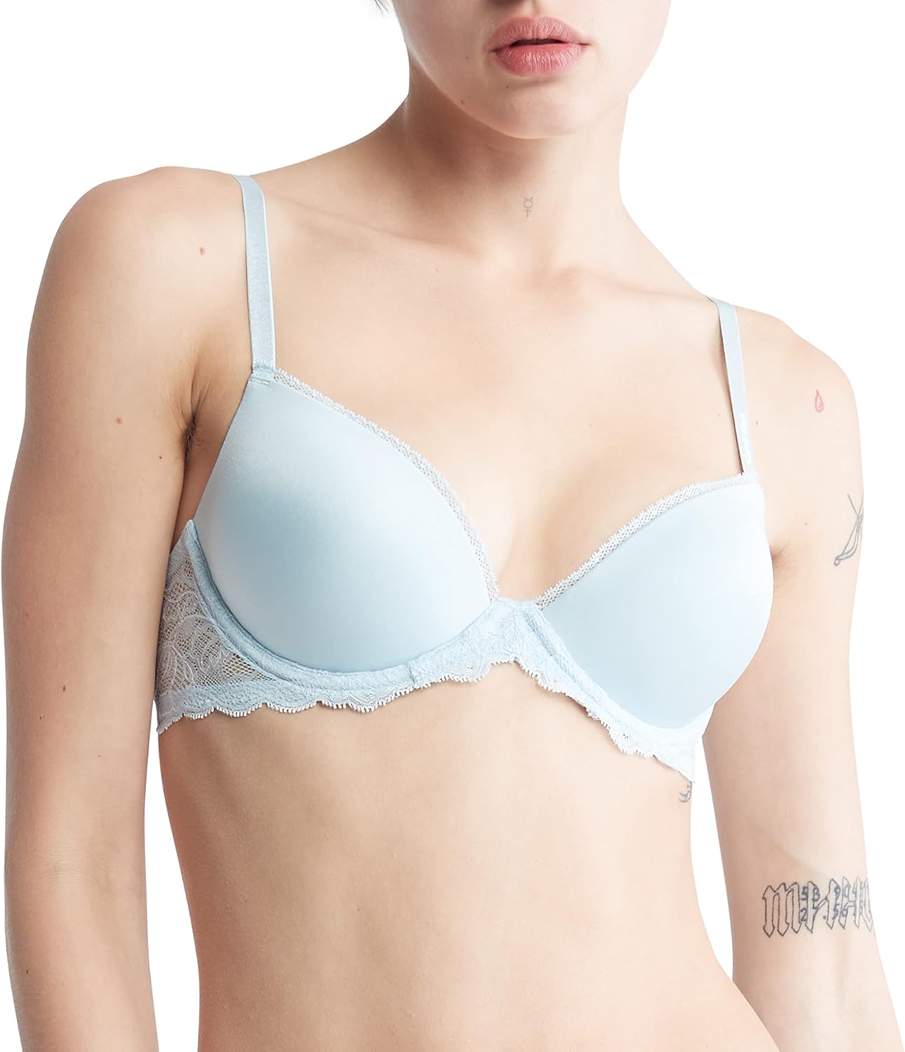 Женский соблазнительный комфортный бюстгальтер Calvin Klein с кружевом Demi Bra, Palest Blue
Женский соблазнительный комфортный бюстгальтер Calvin Klein с кружевом Demi Bra, Palest Blue