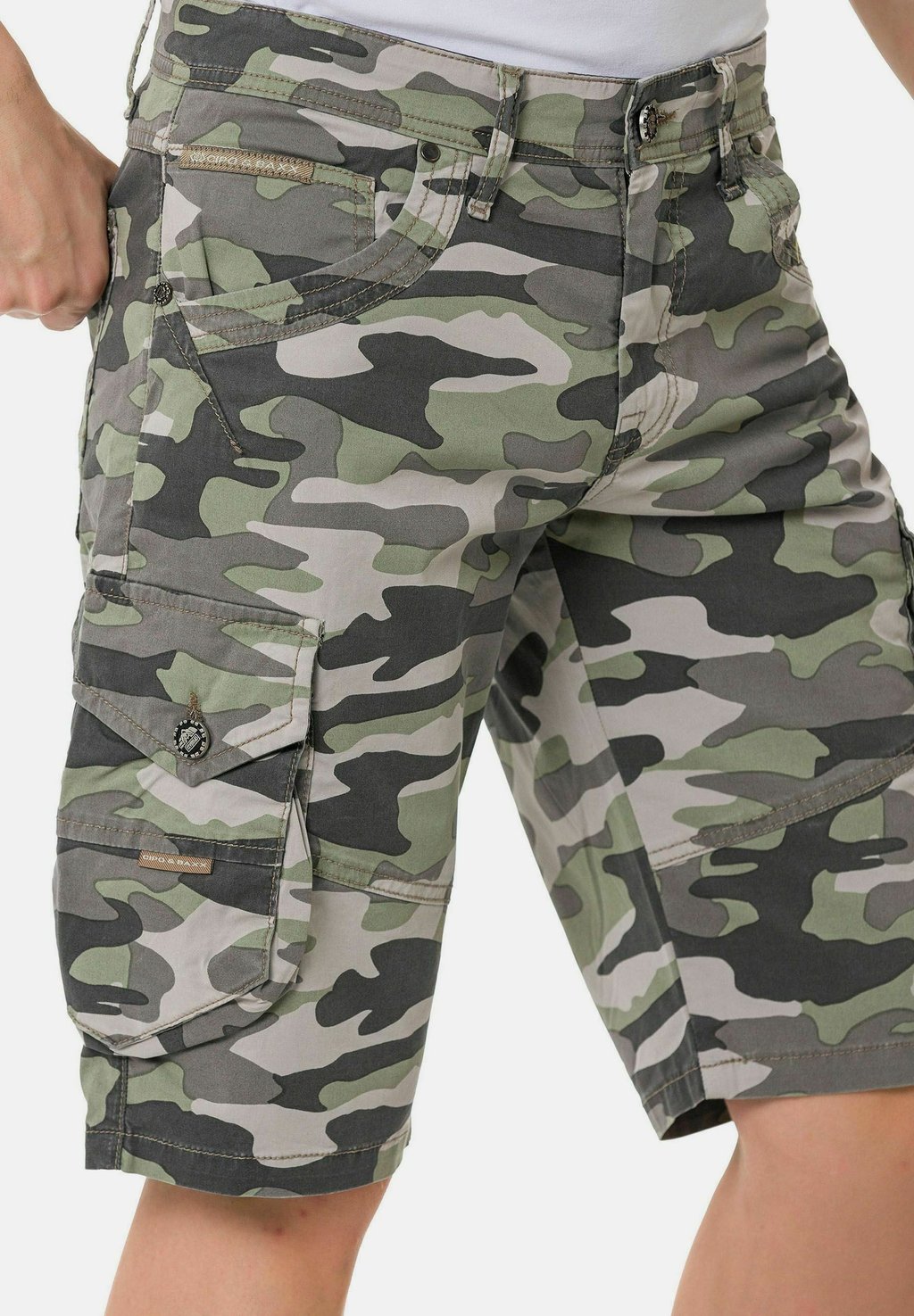 Шорты CAPRI Cipo & Baxx, мультиколор
Шорты CAPRI Cipo & Baxx, мультиколор