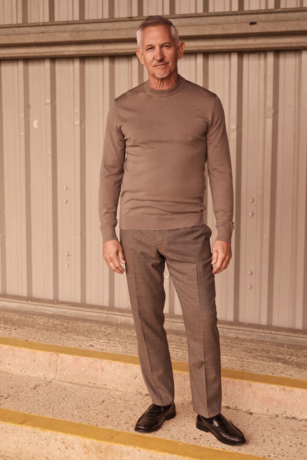 Signature Marzotto - фактурные костюмные брюки узкого кроя из итальянской ткани Next, коричневый
Signature Marzotto - фактурные костюмные брюки узкого кроя из итальянской ткани Next, коричневый