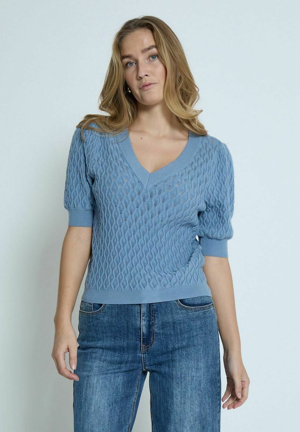 Футболка с принтом ROSALIA PUFF SLEEVE PEPPERCORN, синий 
Футболка с принтом ROSALIA PUFF SLEEVE PEPPERCORN, синий