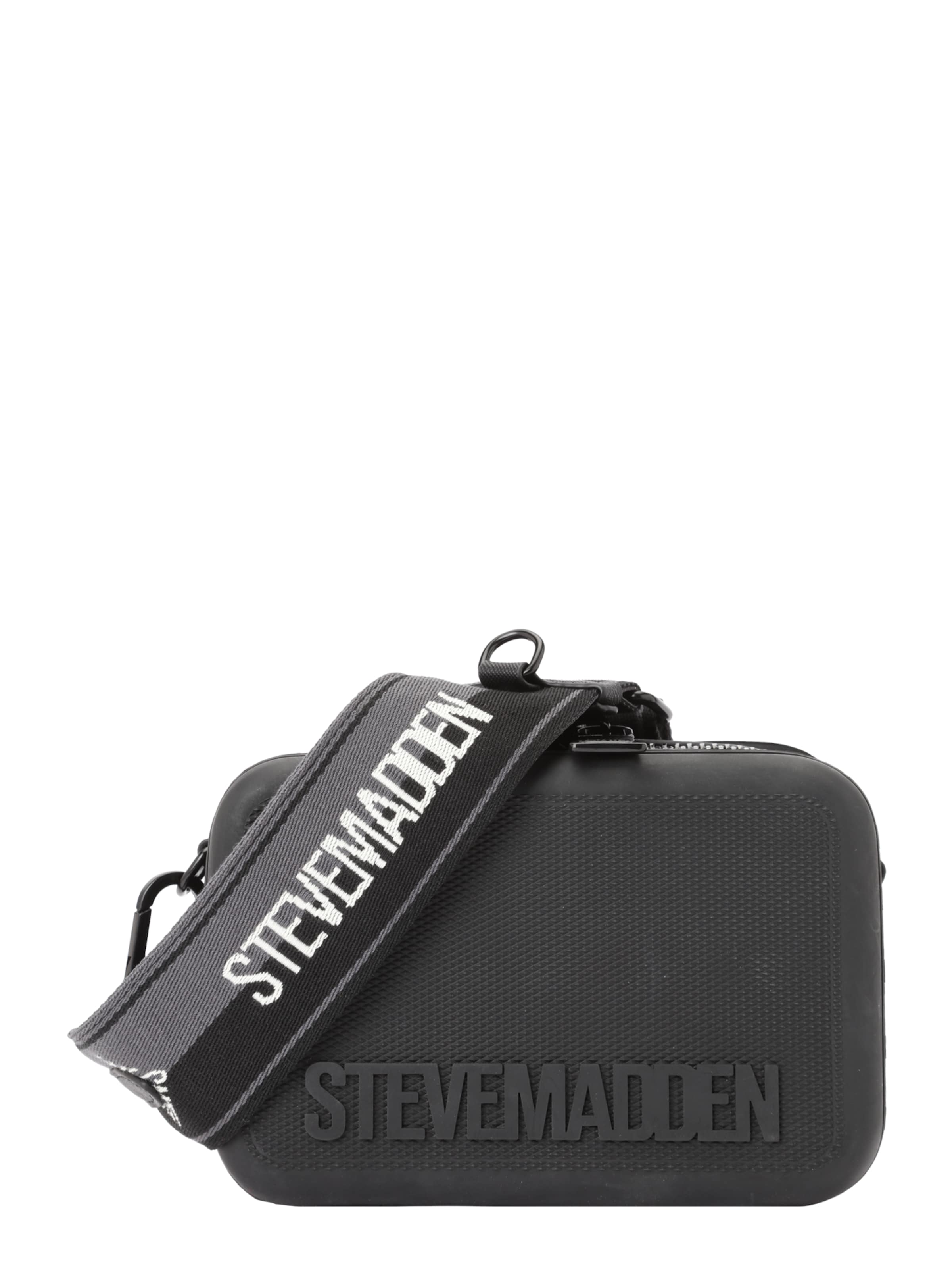 STEVE MADDEN Сумка через плечо 'Bsacha' в черном цвете
STEVE MADDEN Сумка через плечо 'Bsacha' в черном цвете