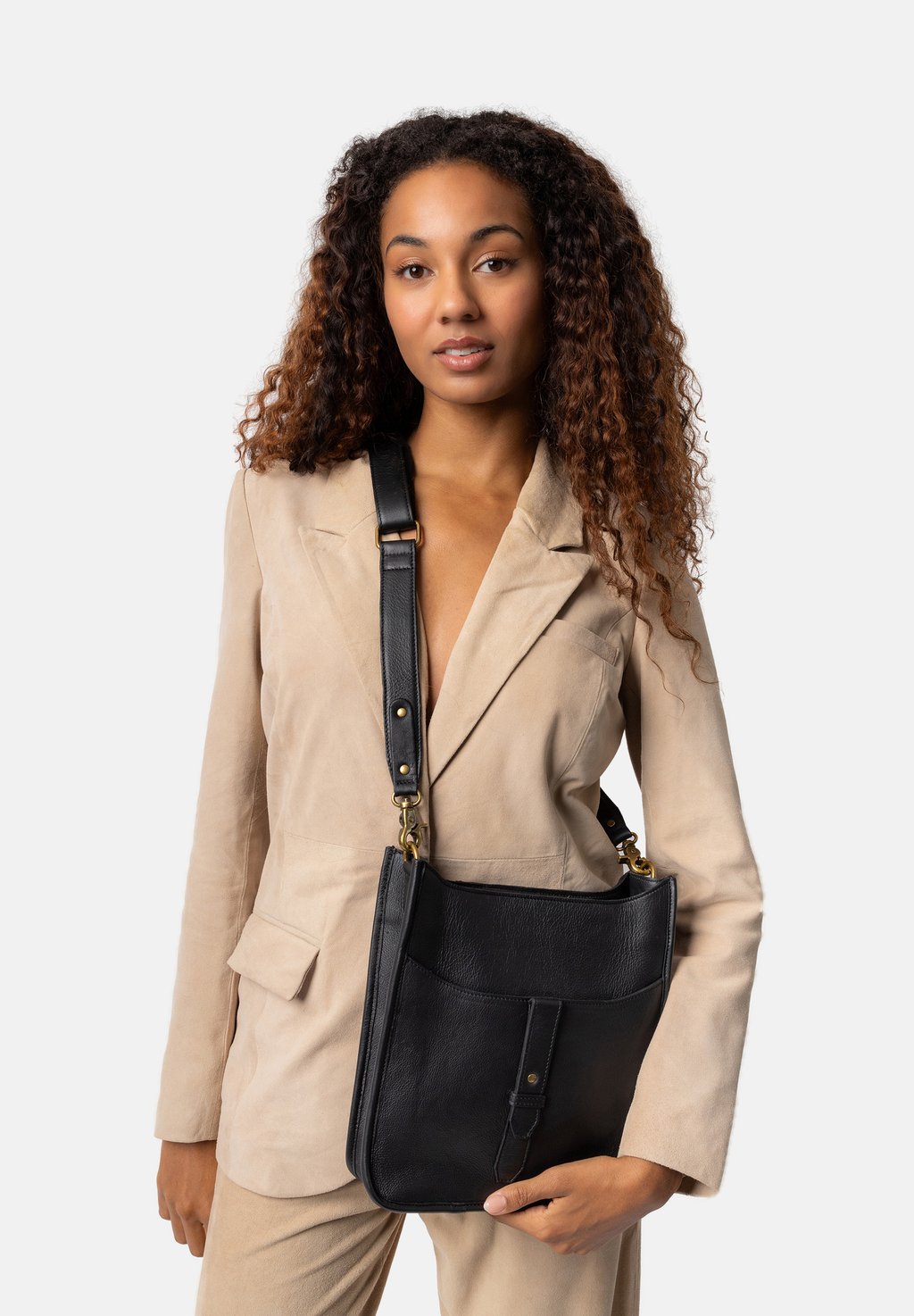 Сумка через плечо JUNA BIG RE:DESIGNED, черный
Сумка через плечо JUNA BIG RE:DESIGNED, черный