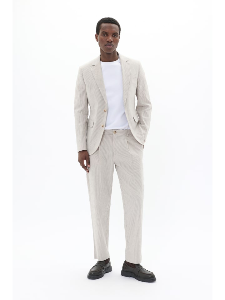 Повседневные брюки MAHart прямого кроя в стиле Overland Trek Matinique
Повседневные брюки MAHart прямого кроя в стиле Overland Trek Matinique