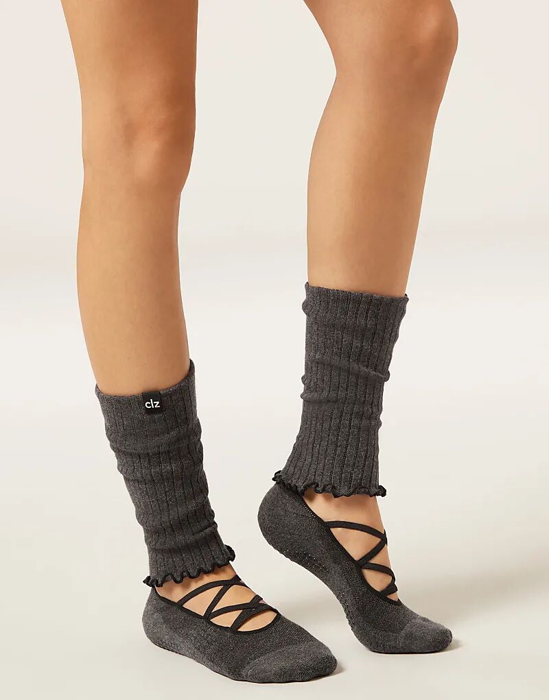 Носки для пилатеса Calzedonia с гетрами темно-серого цвета в рубчик
Носки для пилатеса Calzedonia с гетрами темно-серого цвета в рубчик