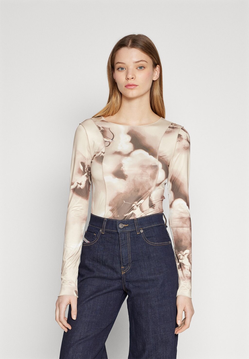 Футболка с длинными рукавами Sntheodora Crop Top SOMETHINGNEW, цвет oatmeal/print
Футболка с длинными рукавами Sntheodora Crop Top SOMETHINGNEW, цвет oatmeal/print