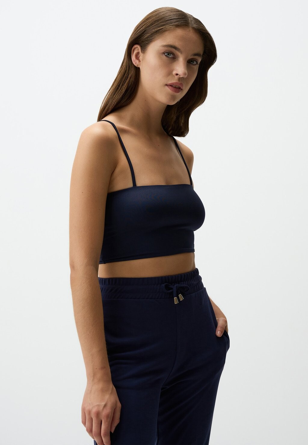 Топ Jimmy Key, темно-синий
Топ Jimmy Key, темно-синий