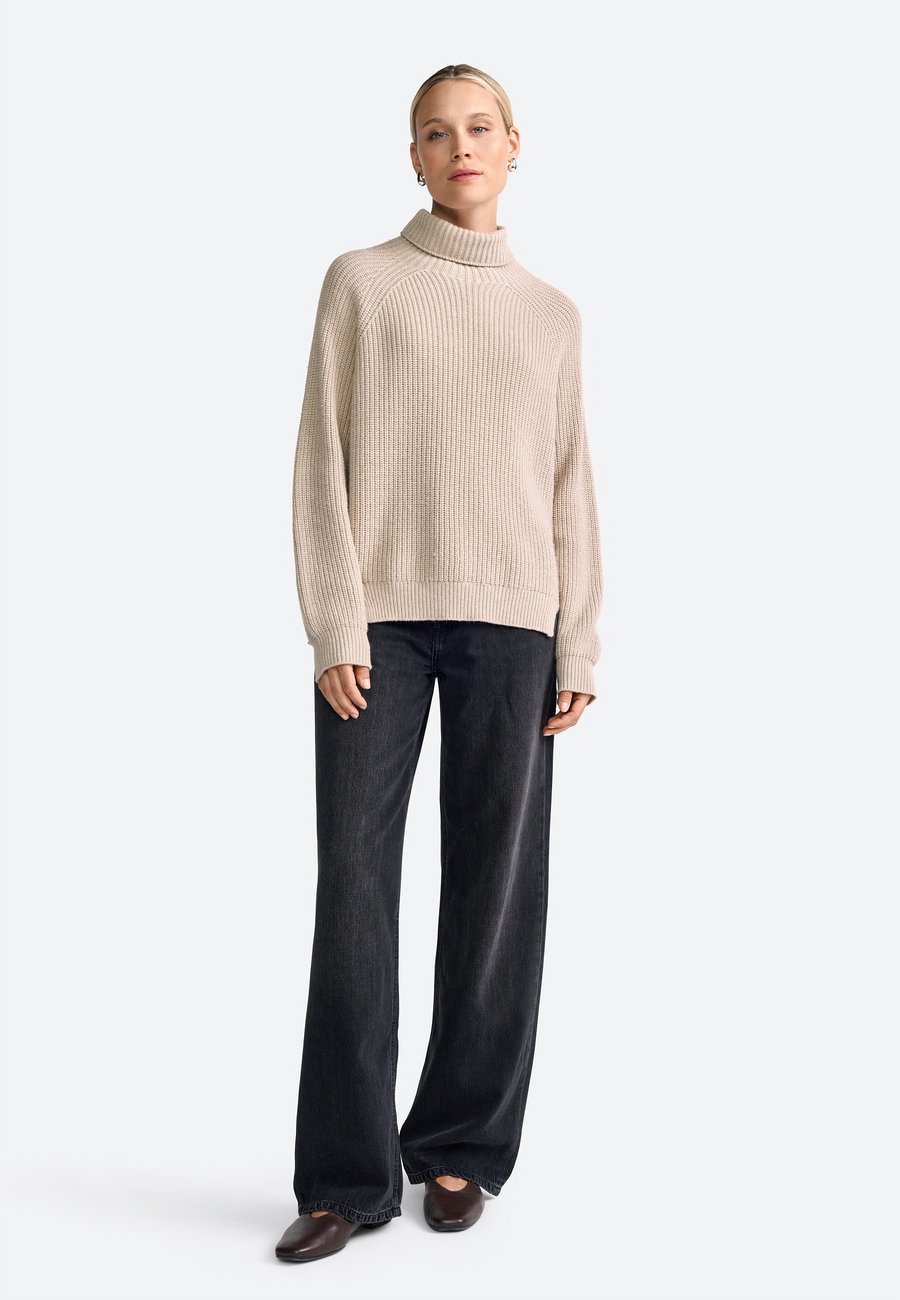 Джемпер Rich & Royal Jumper, Caffee Latte/Beige
Джемпер Rich & Royal Jumper, Caffee Latte/Beige