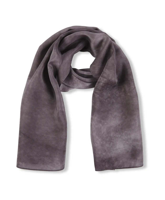 Шелковый шарф парка фиолетового цвета мальтинто Cortana, серый
Шелковый шарф парка фиолетового цвета мальтинто Cortana, серый