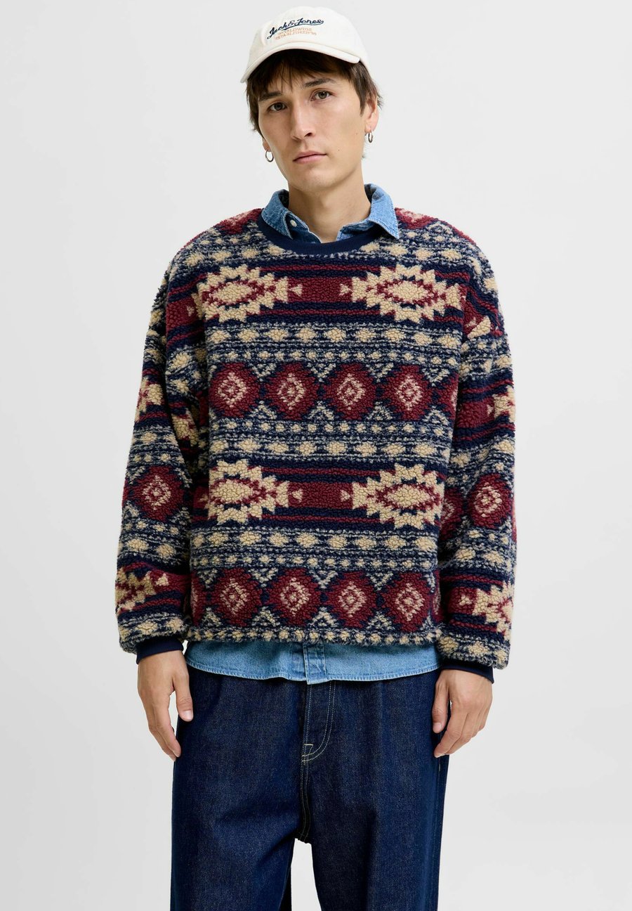 Джемпер Jack & Jones Fleece jumper, Navy Blazer/Dark Blue
Джемпер Jack & Jones Fleece jumper, Navy Blazer/Dark Blue