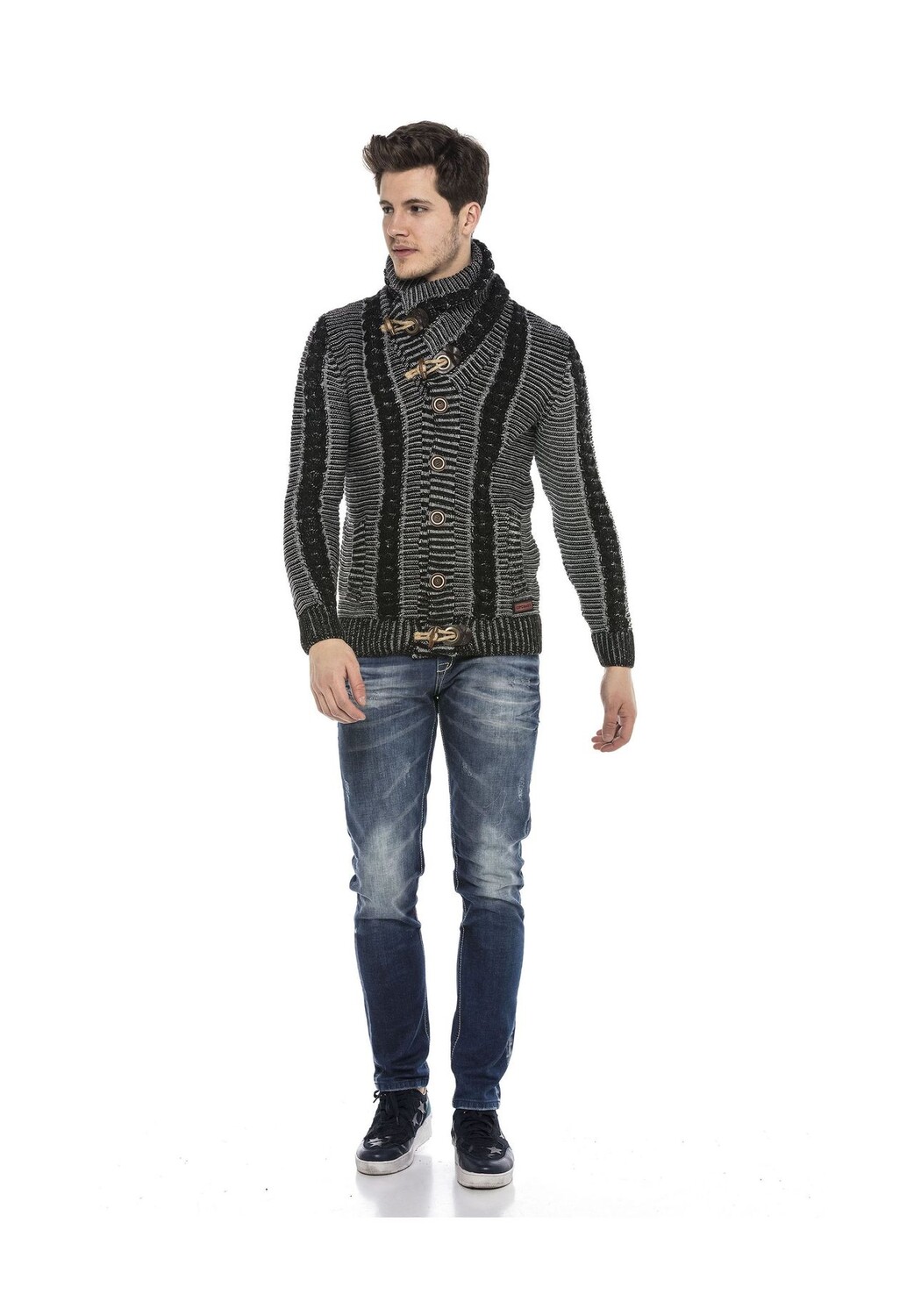 Кардиган с классным дизайном пуговиц CIPO & BAXX, цвет Schwarz Grau
Кардиган с классным дизайном пуговиц CIPO & BAXX, цвет Schwarz Grau