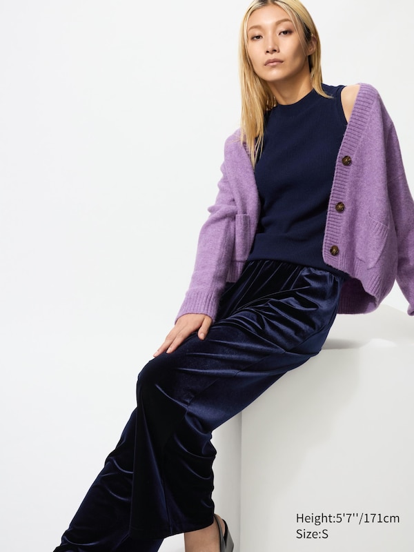 Удобные велюровые брюки Uniqlo, 69 navy
Удобные велюровые брюки Uniqlo, 69 navy