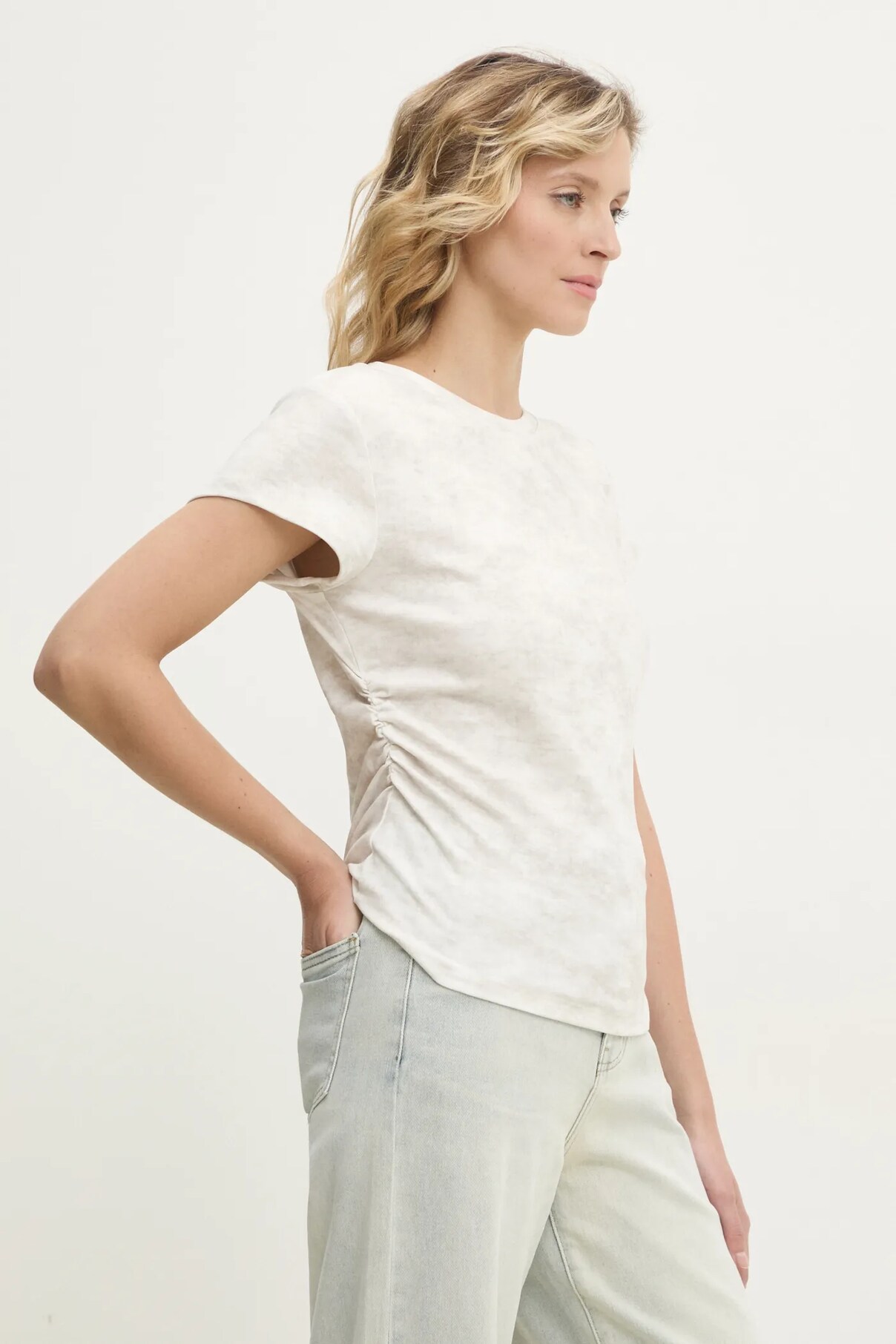 Футболка Answear Lab, серый
Футболка Answear Lab, серый