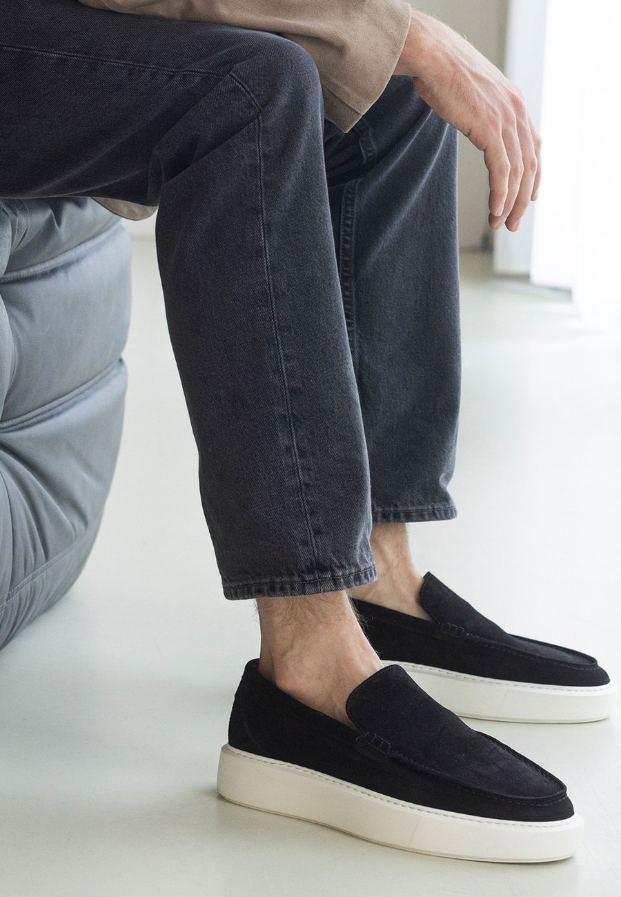 Лоферы Manfield Slip-ons, Schwarz/Black
Лоферы Manfield Slip-ons, Schwarz/Black