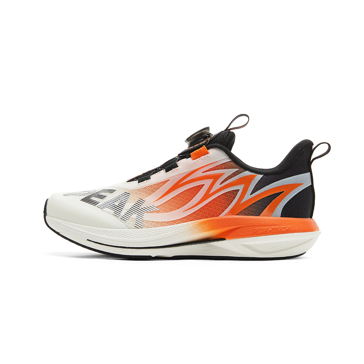 Баскетбольные кроссовки Attitude 7.0 с противоскользящей подошвой и износостойкими протекторами для детей PEAK, черный/оранжевый
Баскетбольные кроссовки Attitude 7.0 с противоскользящей подошвой и износостойкими протекторами для детей PEAK, черный/оранжевый