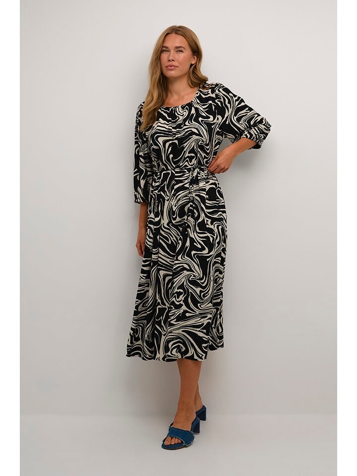 Длинное платье Kaffe, цвет schwarz/creme
Длинное платье Kaffe, цвет schwarz/creme