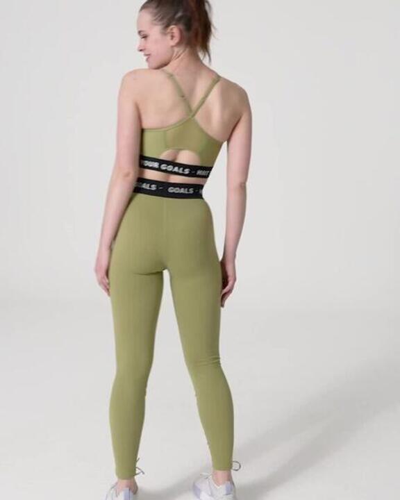 Женские кардио-легинсы Domyos для тренировок — комфортные, мягкие, оливковые
Женские кардио-легинсы Domyos для тренировок — комфортные, мягкие, оливковые