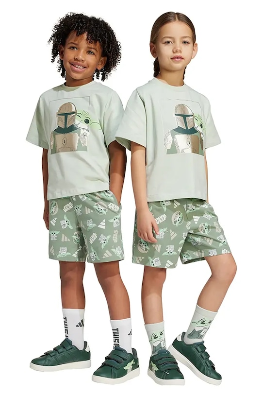 Детский комплект из 2 предметов Adidas, зеленый
Детский комплект из 2 предметов Adidas, зеленый