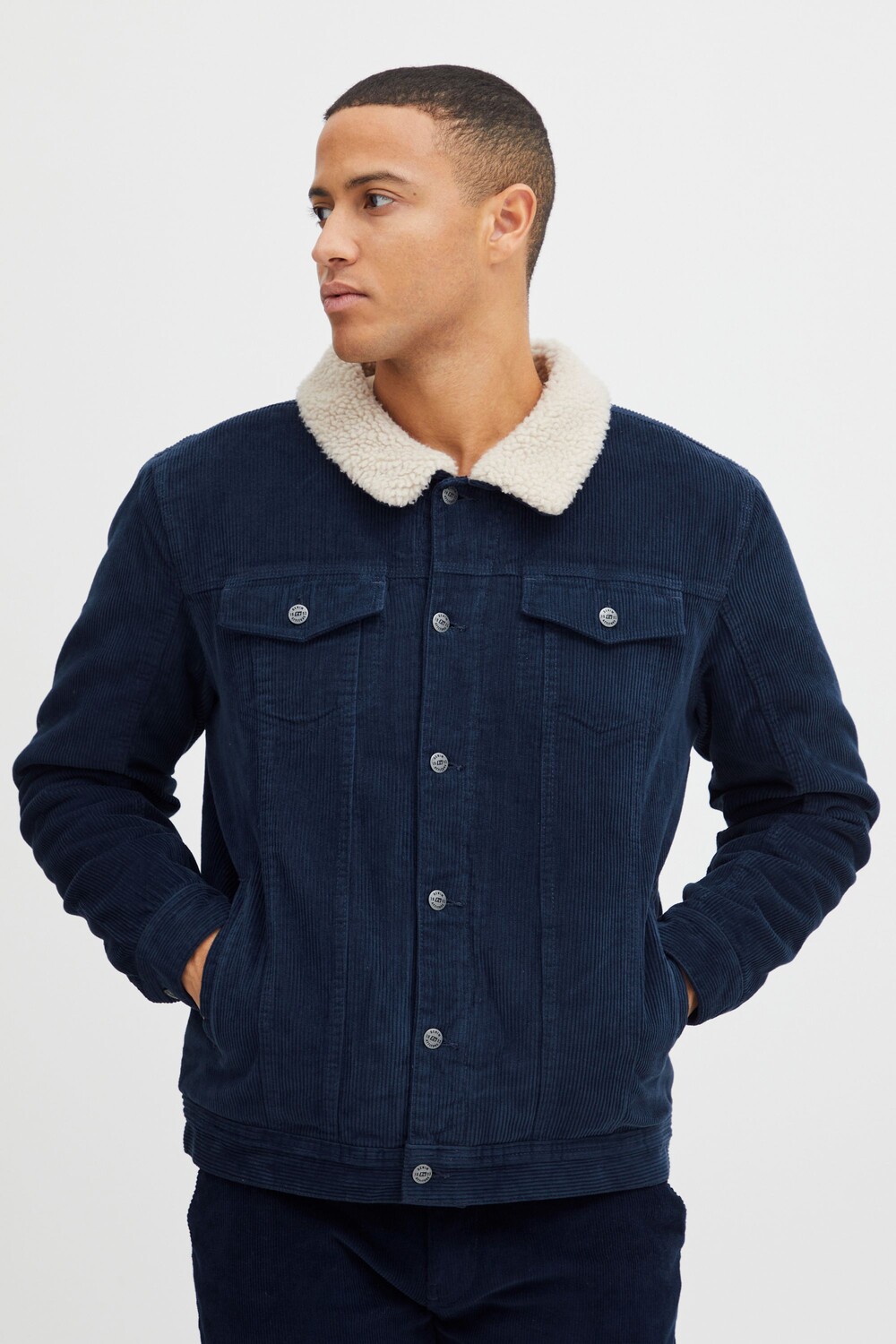 Куртка BLEND Cordjacke Outerwear 20714392, синий
Куртка BLEND Cordjacke Outerwear 20714392, синий