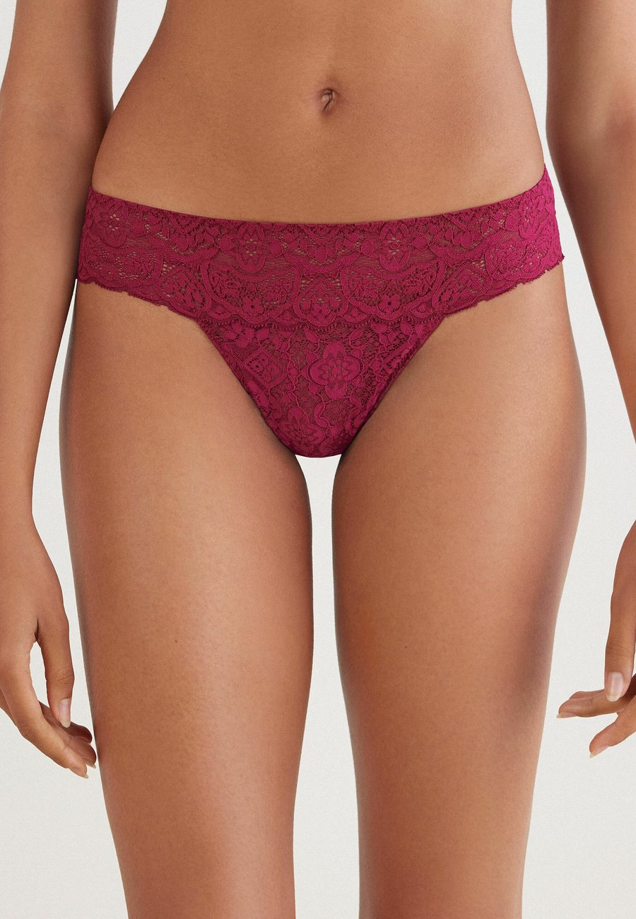 Трусы Intimissimi Thong, Violet/Mottled Purple
Трусы Intimissimi Thong, Violet/Mottled Purple
