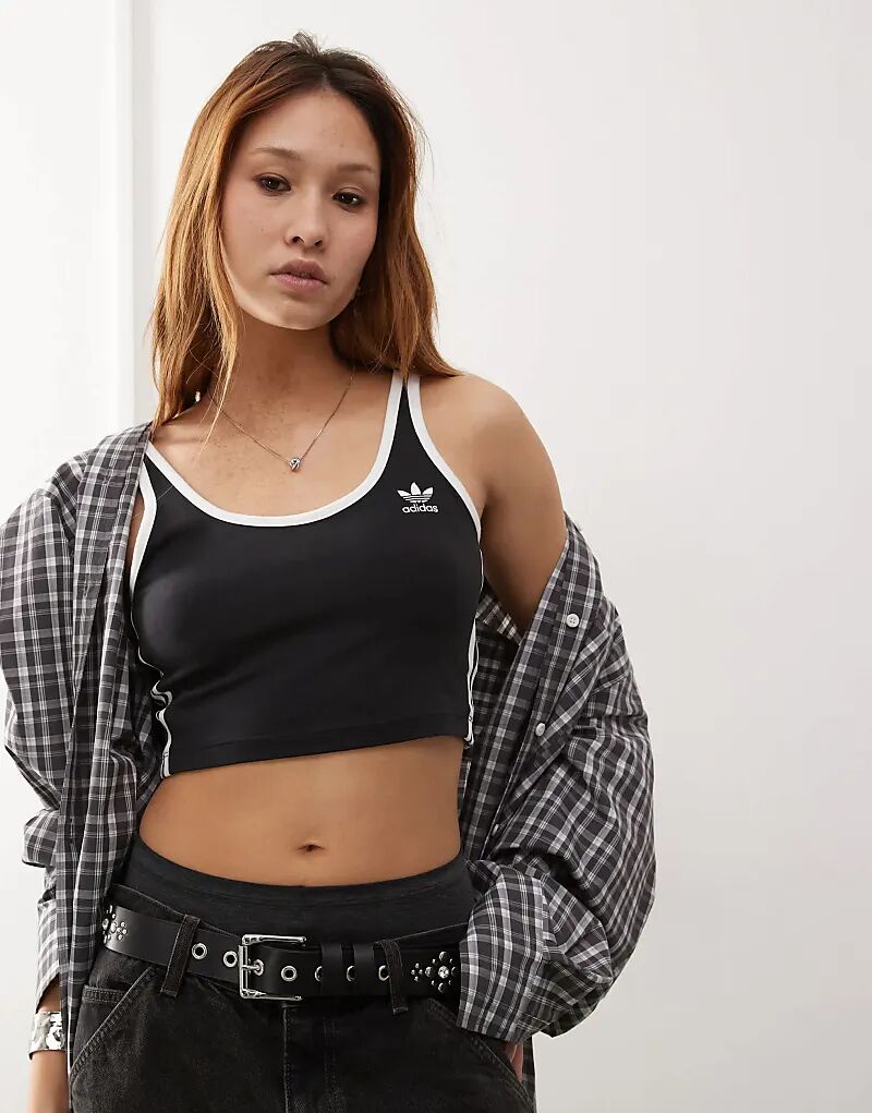Бюстгальтер-топ Adicolor с тремя полосками черного цвета adidas Originals
Бюстгальтер-топ Adicolor с тремя полосками черного цвета adidas Originals