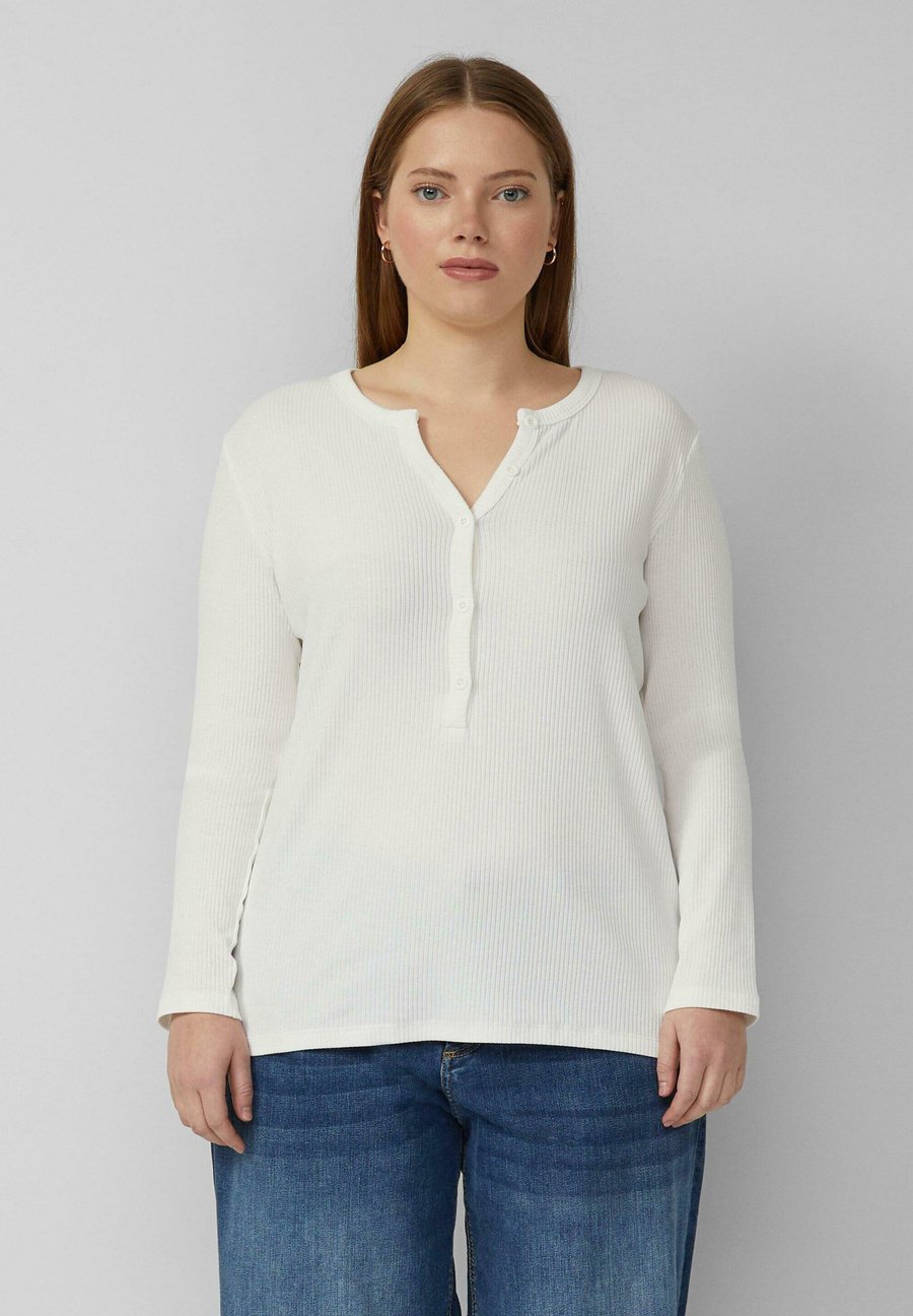 Топ QS Long sleeved top, Creme/Off-White
Топ QS Long sleeved top, Creme/Off-White