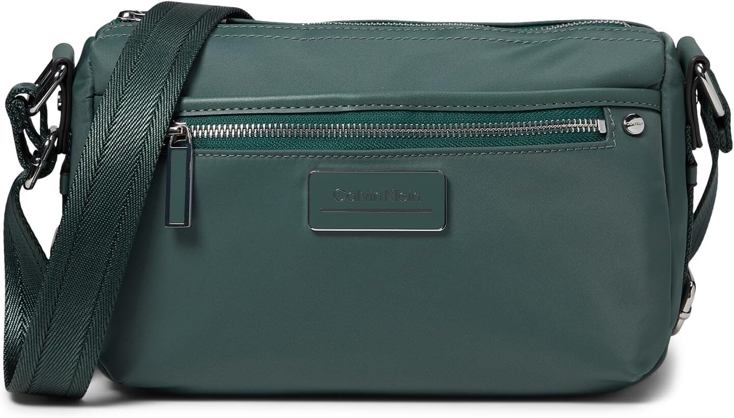Сумка кросс-боди Calvin Klein Sussex Nylon Crossbody, цвет Sage, Зеленый, Сумка кросс-боди Calvin Klein Sussex Nylon Crossbody, цвет Sage
Сумка кросс-боди Calvin Klein Sussex Nylon Crossbody, цвет Sage, Зеленый, Сумка кросс-боди Calvin Klein Sussex Nylon Crossbody, цвет Sage