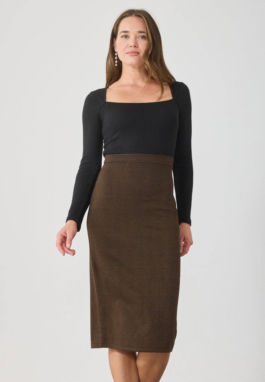Платье Anna Field Jumper dress, Black/Brown/Black
Платье Anna Field Jumper dress, Black/Brown/Black