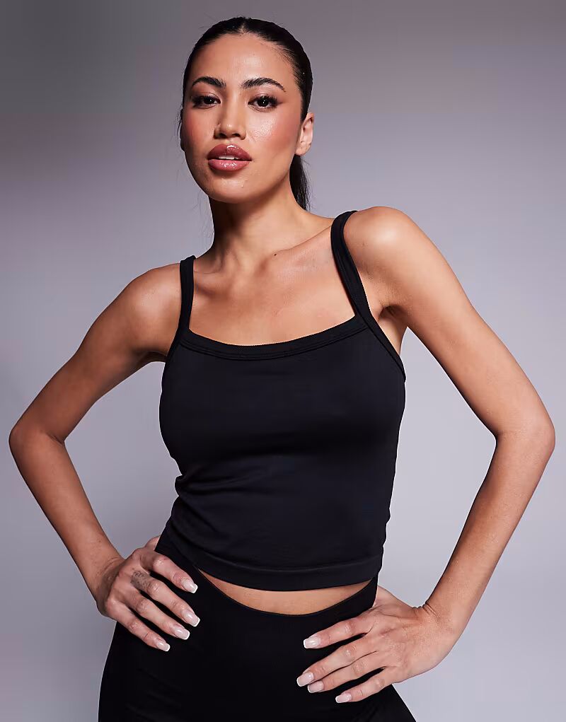 4505 бесшовный спортивный топ с внутренним бюстгальтером и съемными подкладками черного цвета
4505 бесшовный спортивный топ с внутренним бюстгальтером и съемными подкладками черного цвета