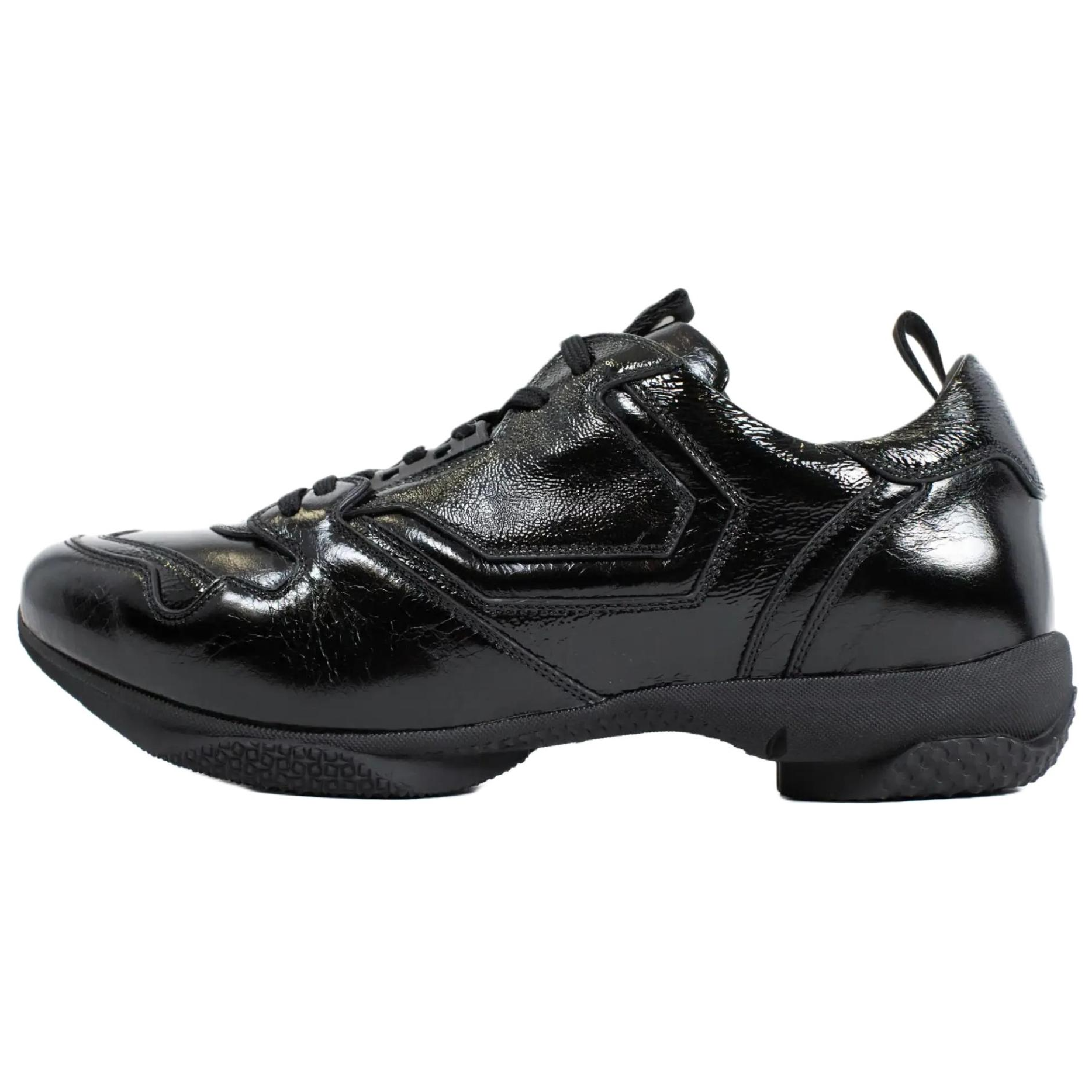 KIKO KOSTADINOV Низкие повседневные туфли Ostro, черные, мужские
KIKO KOSTADINOV Низкие повседневные туфли Ostro, черные, мужские