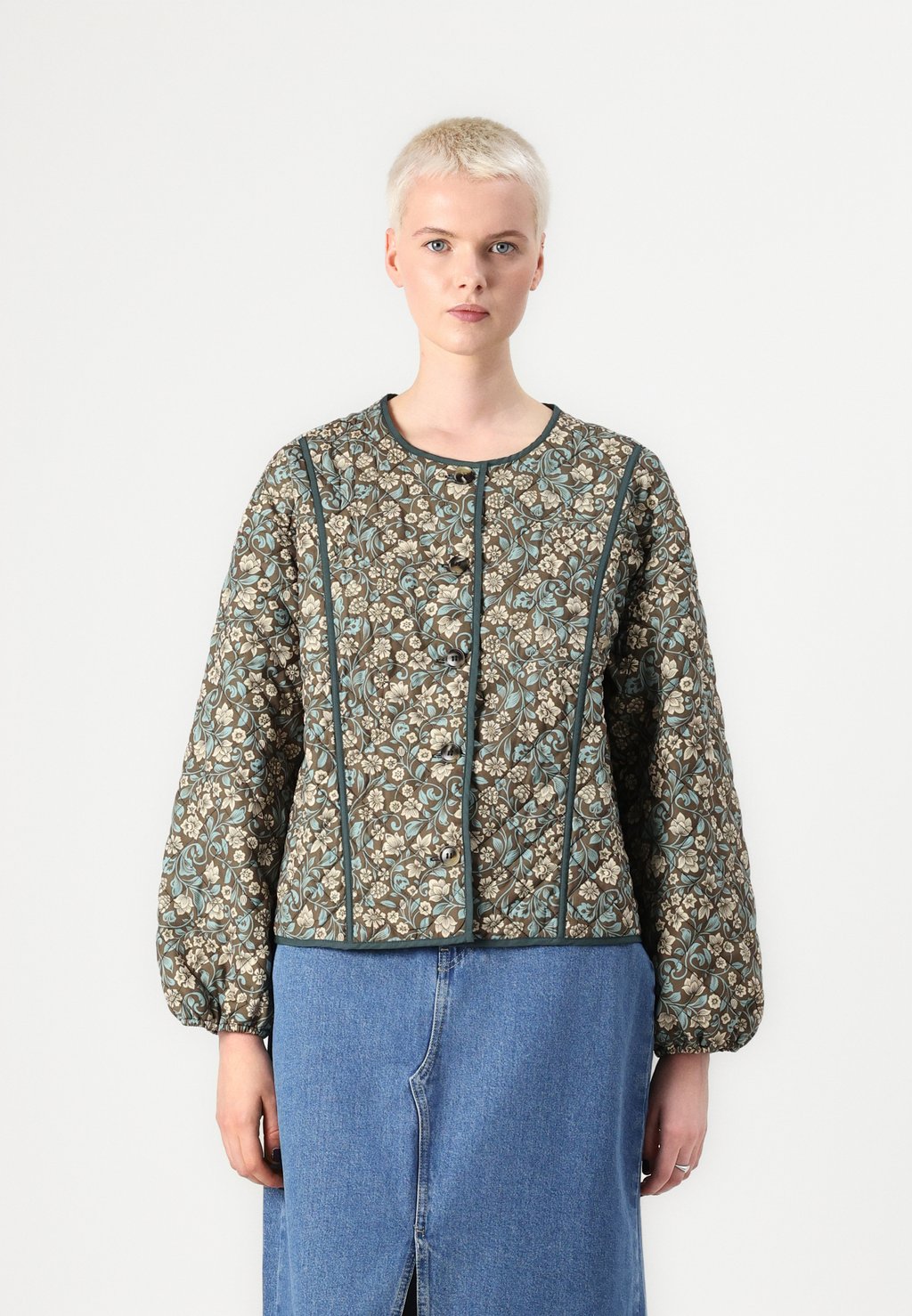 Легкая куртка VMJANE DETAIL BUTTON JACKET Vero Moda, хаки
Легкая куртка VMJANE DETAIL BUTTON JACKET Vero Moda, хаки