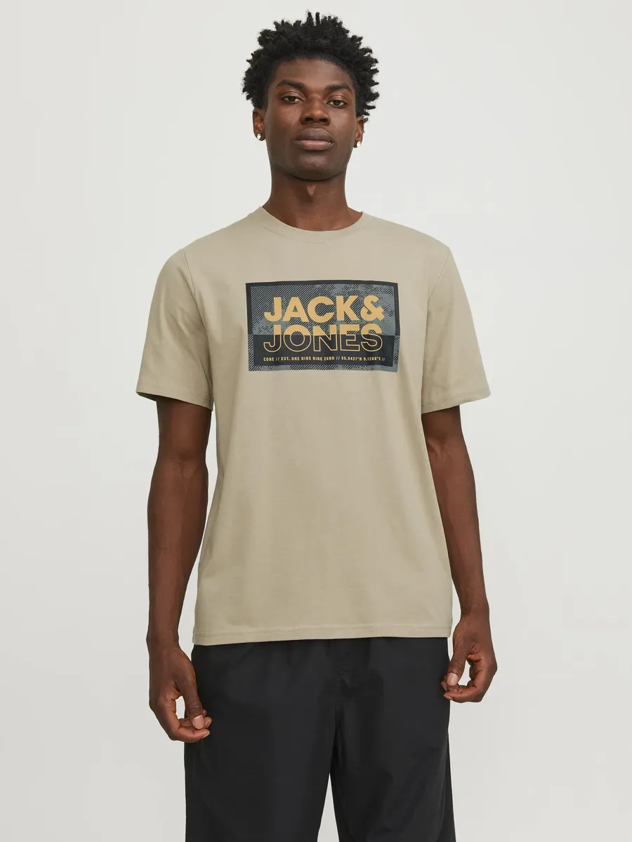 Рубашка с короткими рукавами Jack & Jones "JCOLOGAN TEE SS CREW NECK SS24 LN", цвет Crockery
Рубашка с короткими рукавами Jack & Jones "JCOLOGAN TEE SS CREW NECK SS24 LN", цвет Crockery