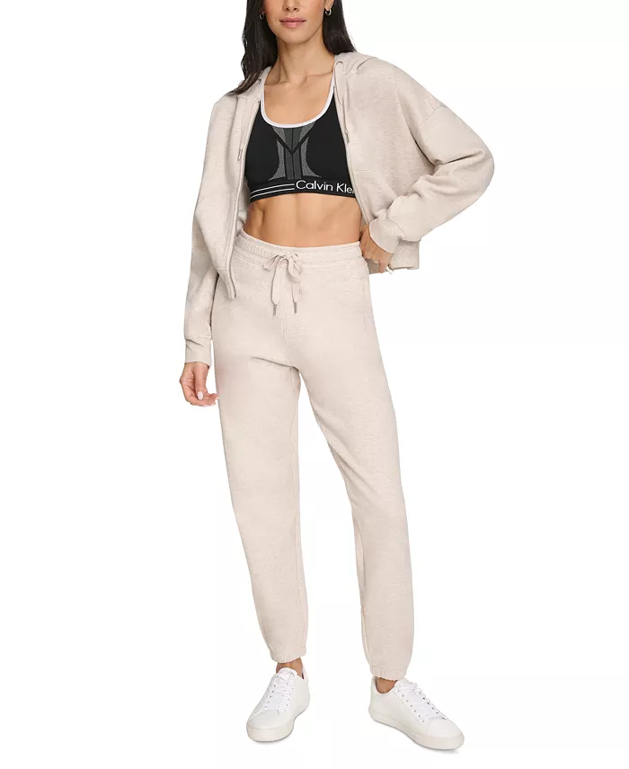 Женская флисовая укороченная толстовка с капюшоном на молнии и длинными рукавами Calvin Klein, коричневый/бежевый
Женская флисовая укороченная толстовка с капюшоном на молнии и длинными рукавами Calvin Klein, коричневый/бежевый