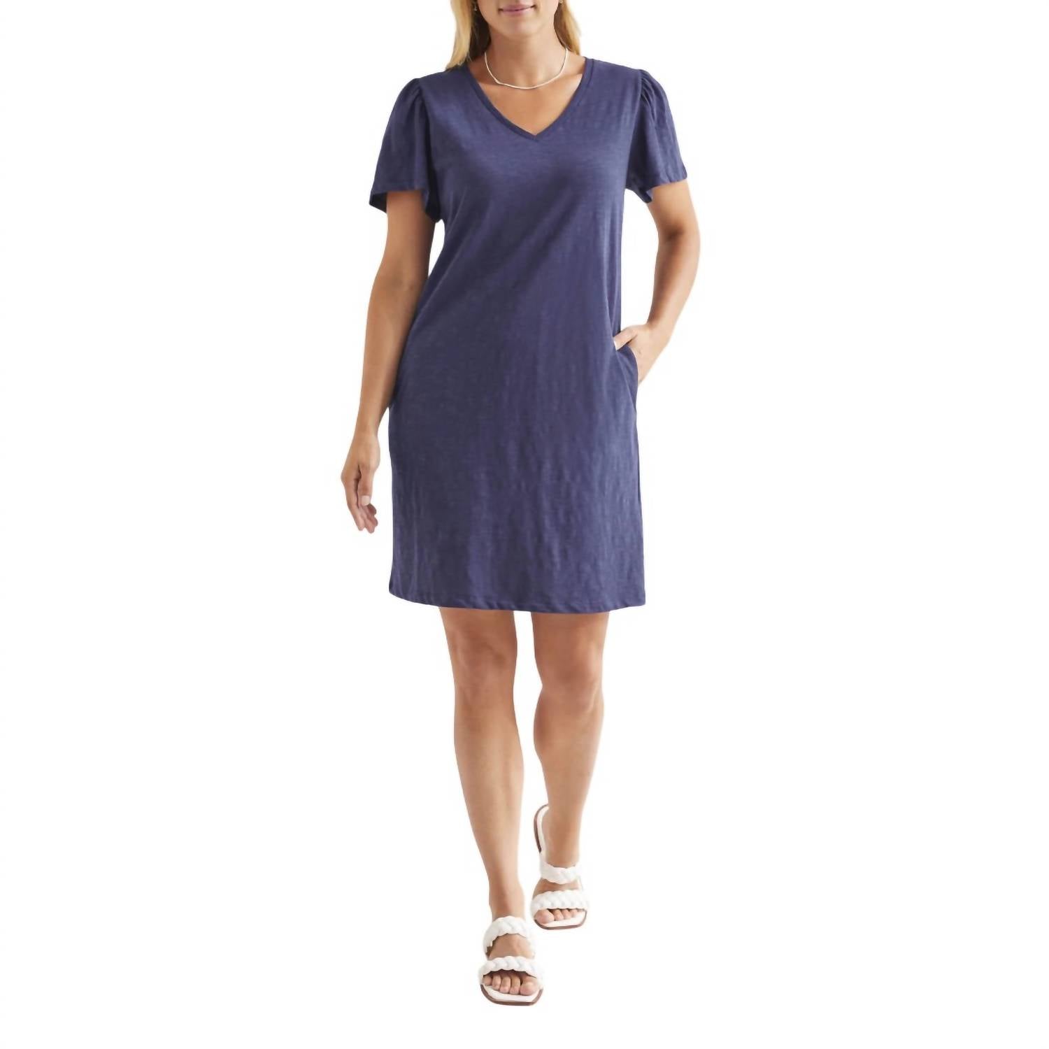 Платье с V-образным вырезом и рукавами-крылышками, цвет "угольно-голубой" Tribal, темно-синий
Платье с V-образным вырезом и рукавами-крылышками, цвет "угольно-голубой" Tribal, темно-синий