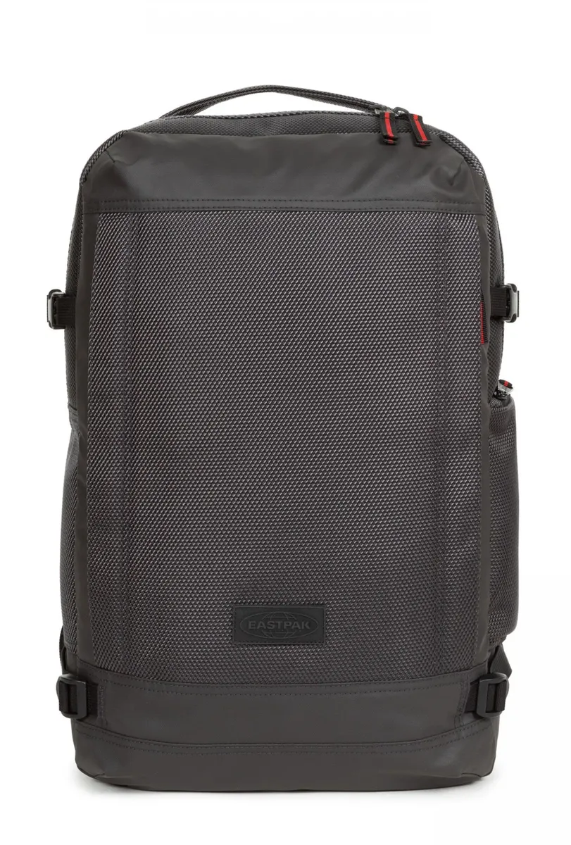 Рюкзак для ноутбука Eastpak "TECUM M", изготовлен из переработанных материалов (Global Recycled Standard), серый
Рюкзак для ноутбука Eastpak "TECUM M", изготовлен из переработанных материалов (Global Recycled Standard), серый