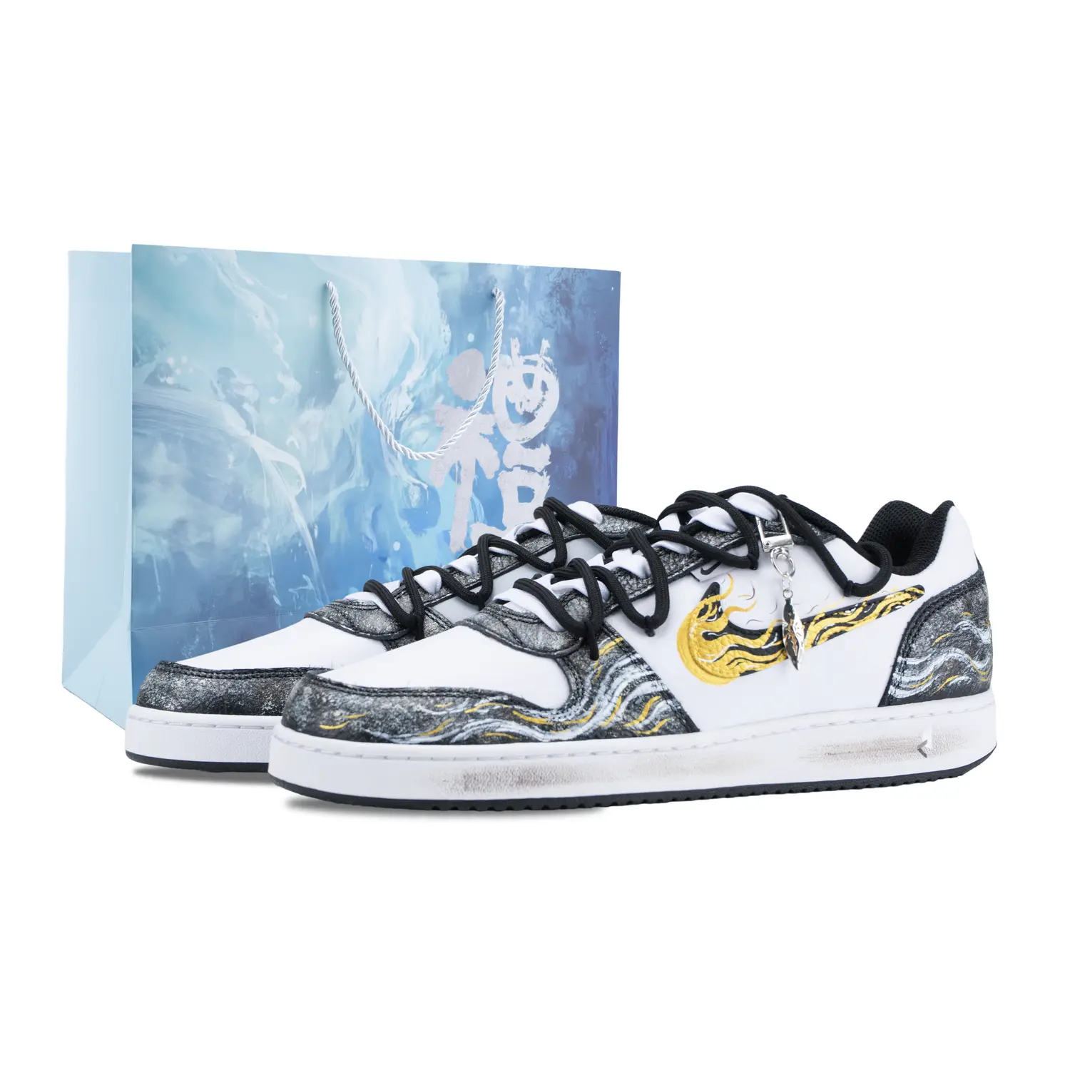 Nike Эбернон позолоченные низкие скейтерские кроссовки мужские черно-бело-золотые с фирменной сумкой для покупок, цвет Black White Gold (Special Shopping Bag)
Nike Эбернон позолоченные низкие скейтерские кроссовки мужские черно-бело-золотые с фирменной сумкой для покупок, цвет Black White Gold (Special Shopping Bag)