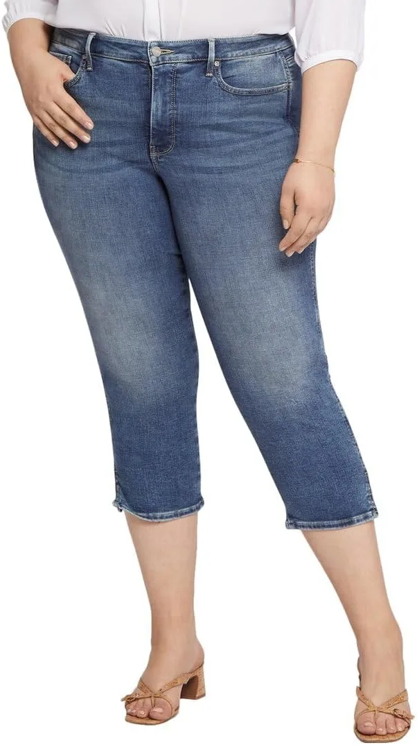 NYDJ Plus Size Chloe Капри с разрезами в цвете Loire
NYDJ Plus Size Chloe Капри с разрезами в цвете Loire