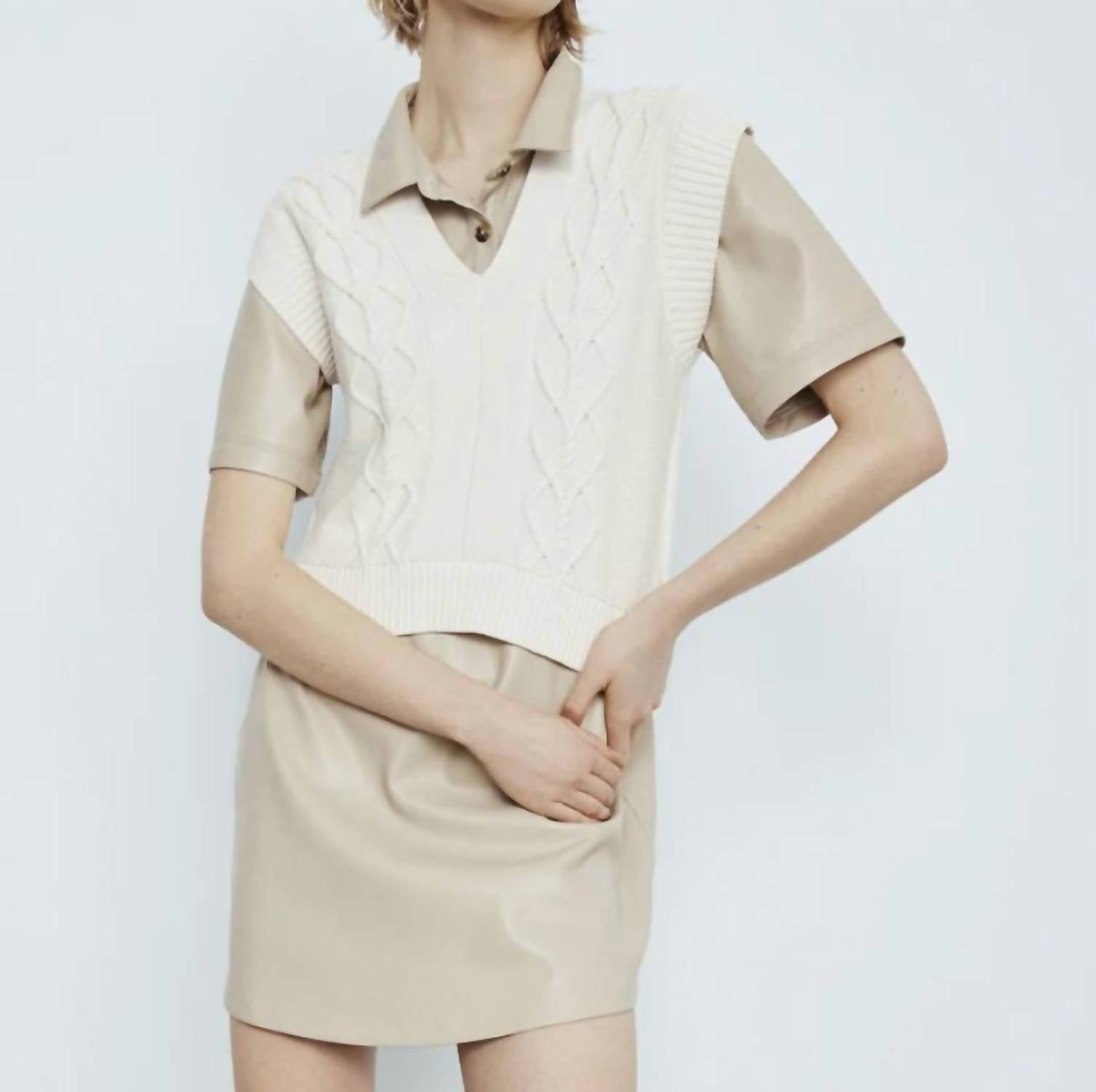 Жилет-свитер Priske кремового цвета MELISSA NEPTON
Жилет-свитер Priske кремового цвета MELISSA NEPTON