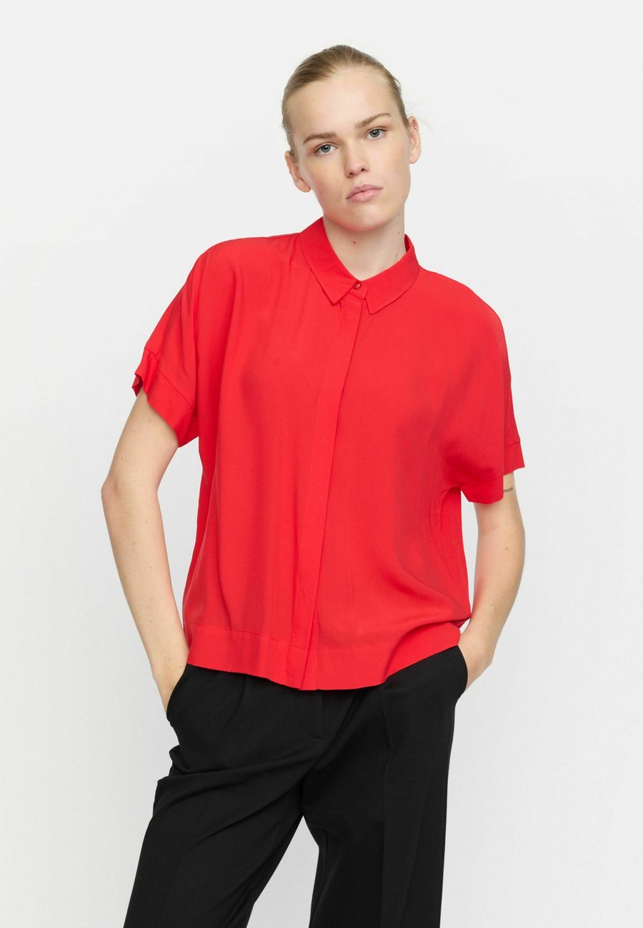 Блуза Soft Rebels SRFREEDOM , Racing Red/Red
Блуза Soft Rebels SRFREEDOM , Racing Red/Red