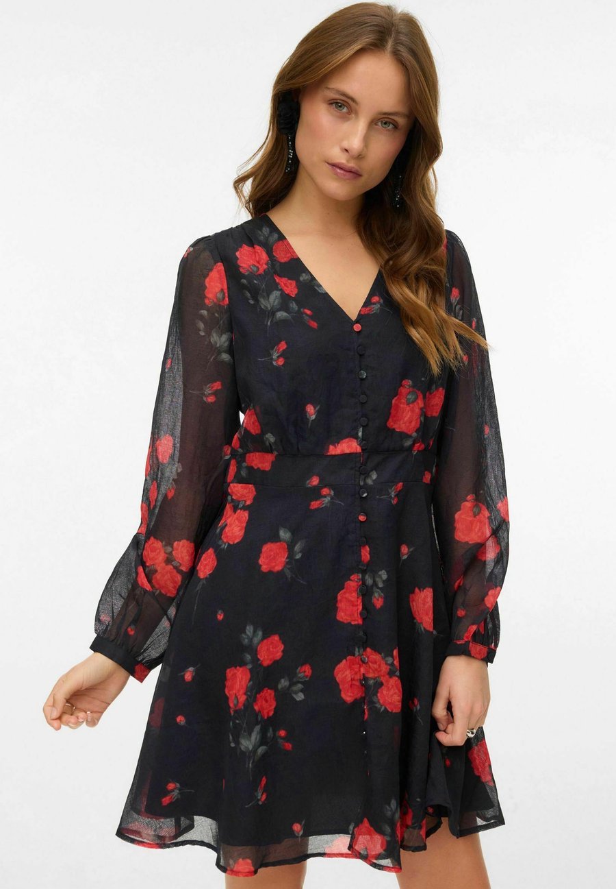Платье Vero Moda VMSABRINA KURZES, Black
Платье Vero Moda VMSABRINA KURZES, Black