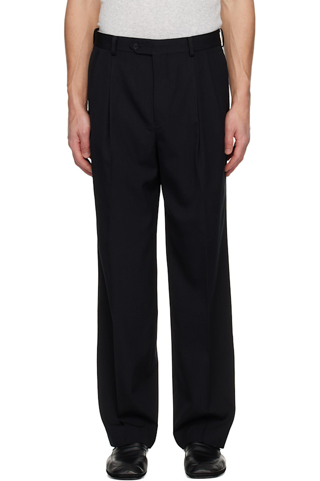 Auralee Черные легкие шерстяные брюки с двумя складками
Auralee Черные легкие шерстяные брюки с двумя складками