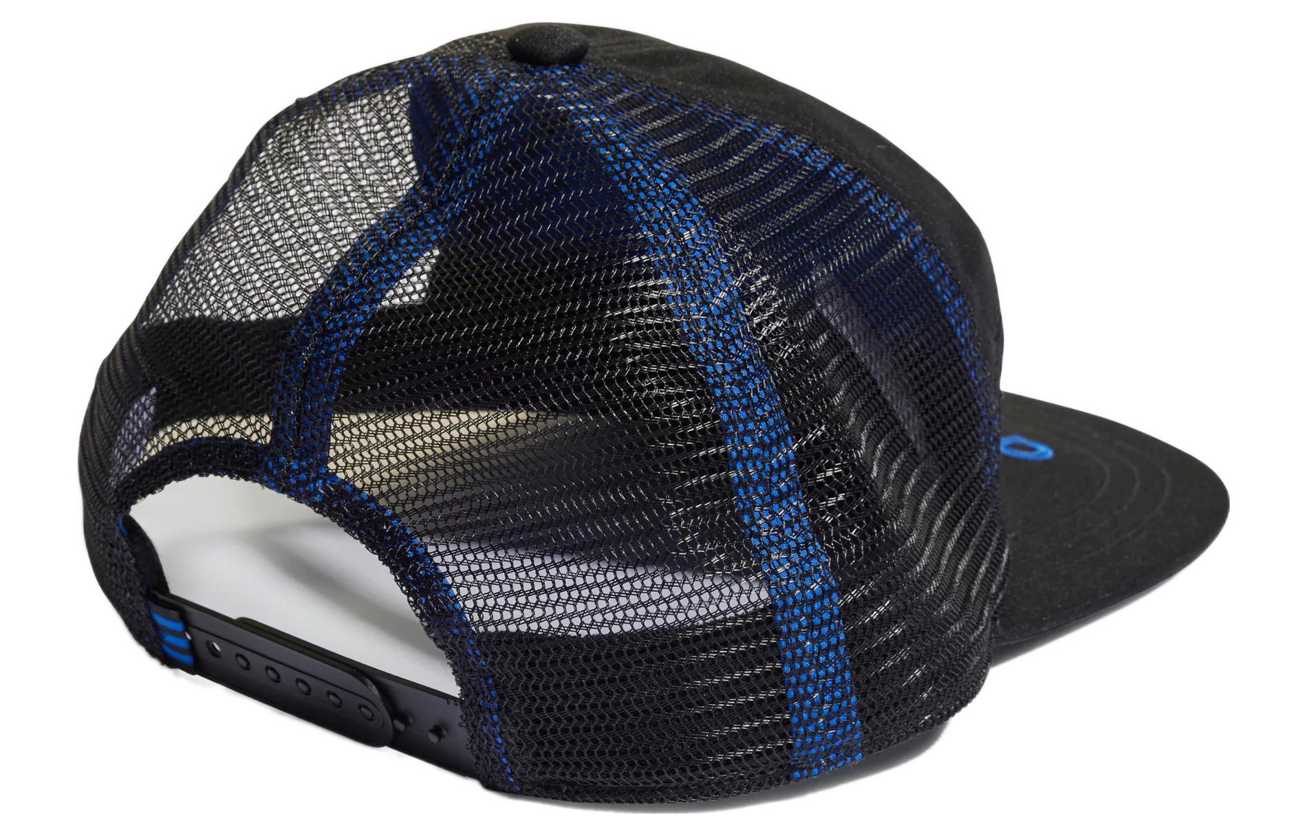 Унисекс бейсболка Adidas из полиэстера
Унисекс бейсболка Adidas из полиэстера